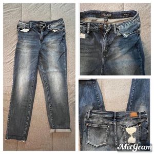 Judy blue jeans size 9